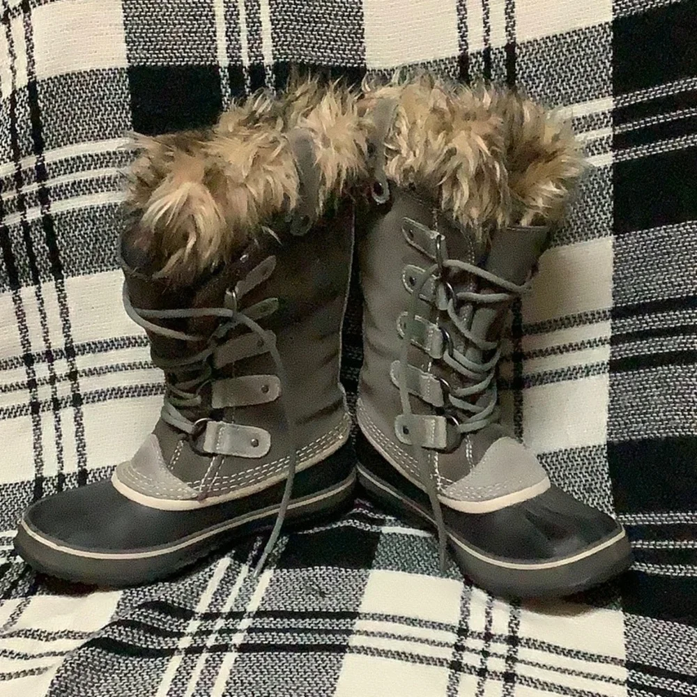 🔴 Sorel women’s Joan of Arctic faux fur winter boots - Picture 1 of 9